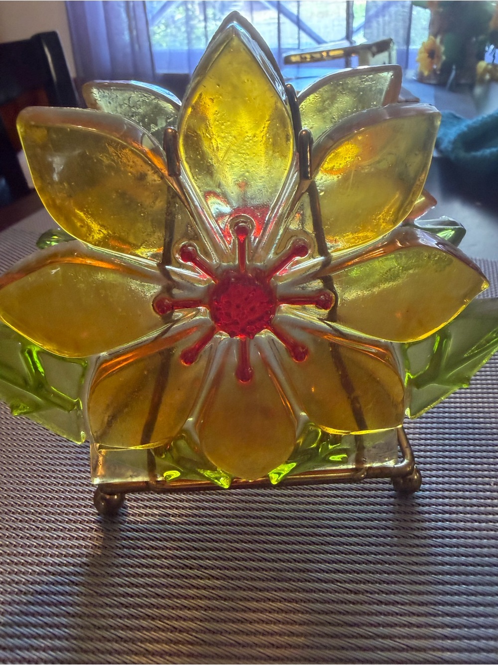 Vintage Design Gifts Style Lucite Flower Napkin Holder – MCM 60s/70s